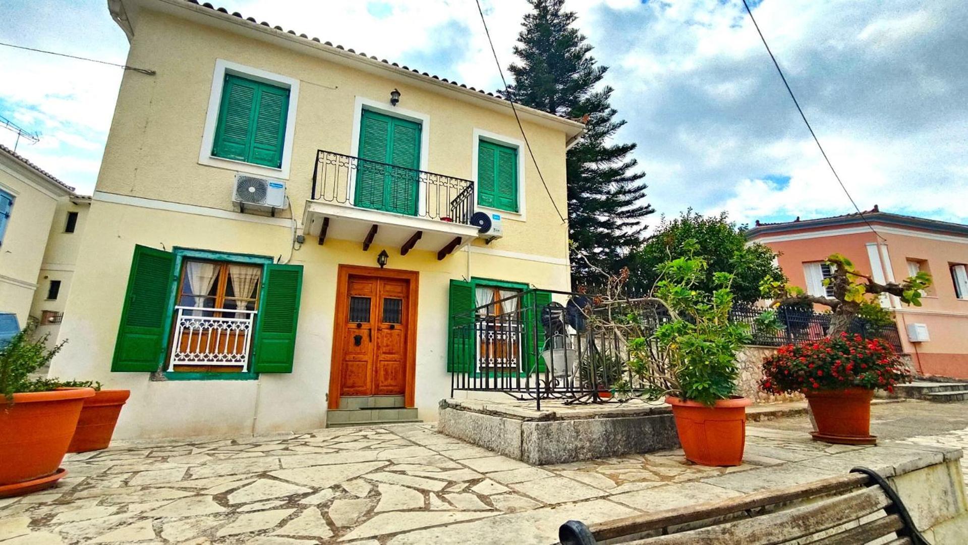 My Traditional Home Galaxídhion Buitenkant foto
